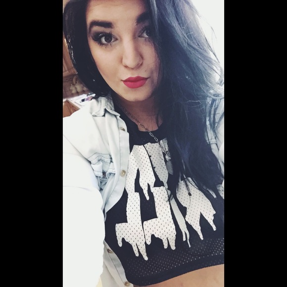 Meet your Posher, Tiffany