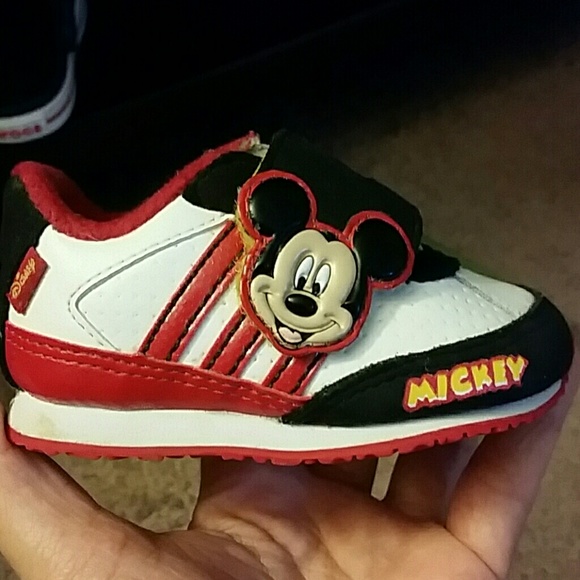 Adidas - Picture 2 of 4