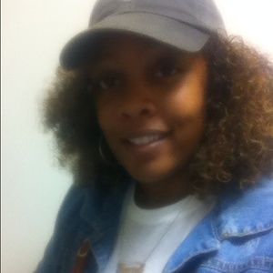 Meet your Posher, Sierra