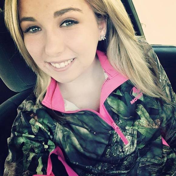 Meet your Posher, Kylee - Picture 1 of 1
