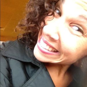 Meet your Posher, Stefanie