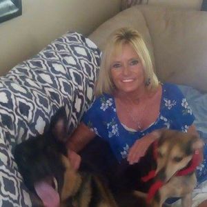 Meet your Posher, Anita