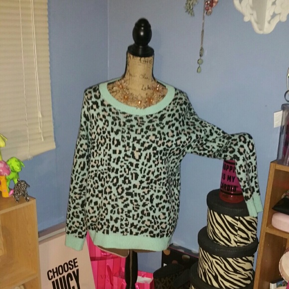 Vs pink cheetah sweater