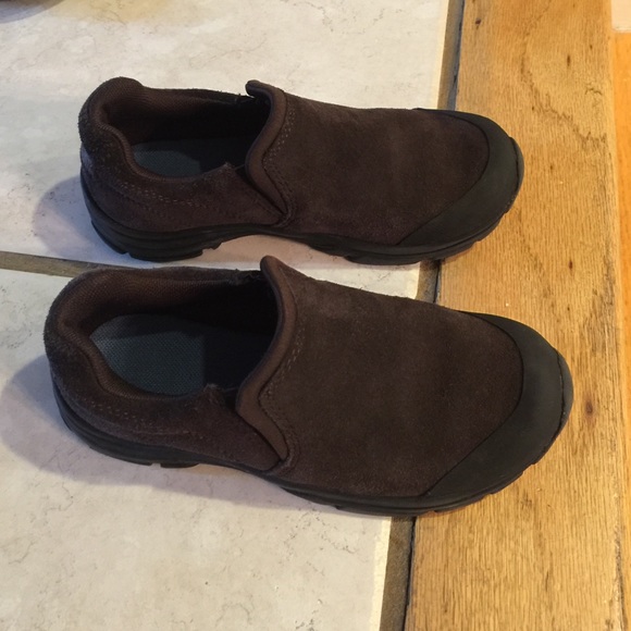 ❌❌sold❌❌Boys Lands End brown suede show bundled ❌