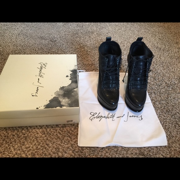 Elizabeth and James Black Lace Up Boots Size 9.5
