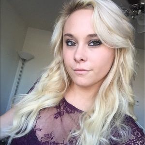 Meet your Posher, Kaitlyn