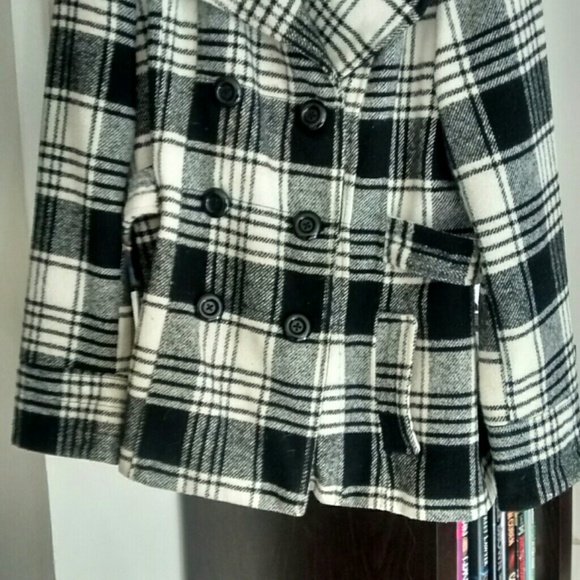 Winter Coat - Picture 2 of 2