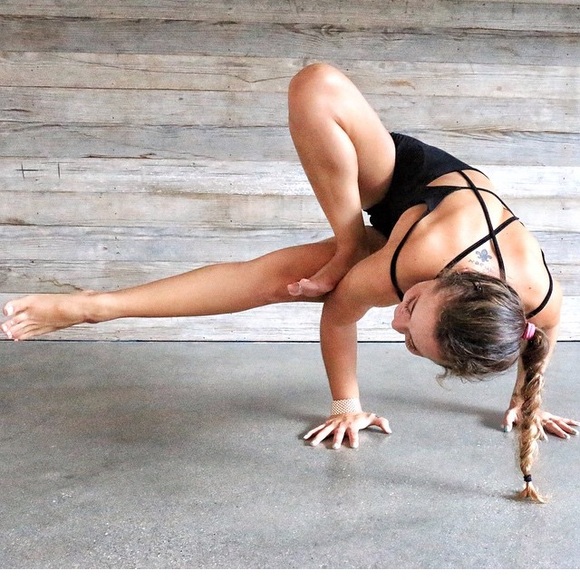 Meet your Posher, Katie - Picture 1 of 1