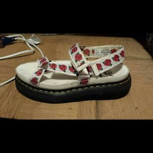 Doc Martens Aggy Rose Womens Sandal Size 7