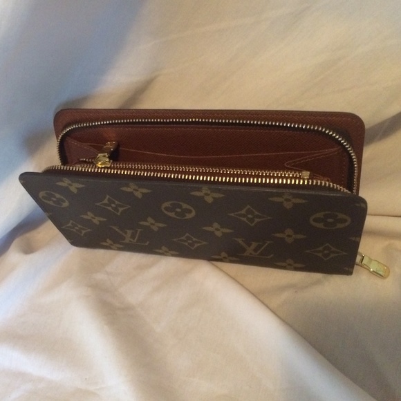 Louis Vuitton - Porte Monnaie Wallet