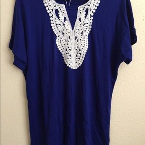 Beautiful blue color !! Shirt