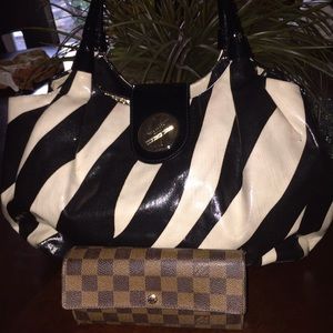 Kate Spade black and white purse
