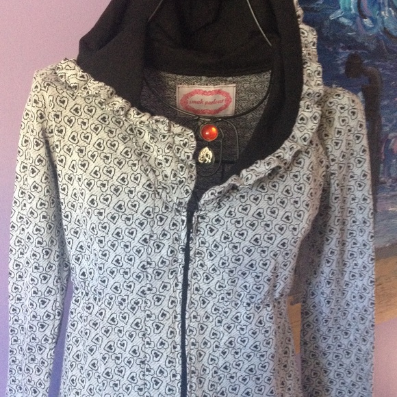 Rare💕 heart design hooded zip-up jacket/shirt