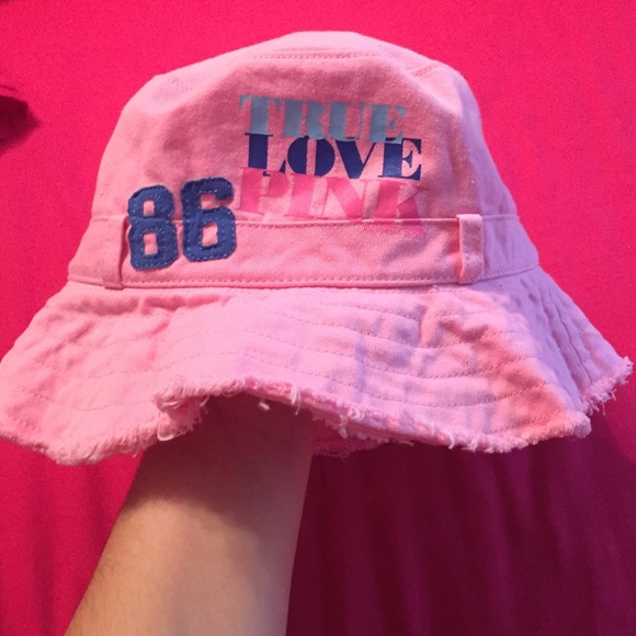RARE PINK VS BUCKET HAT