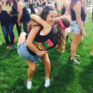 Meet your Posher, Danielle