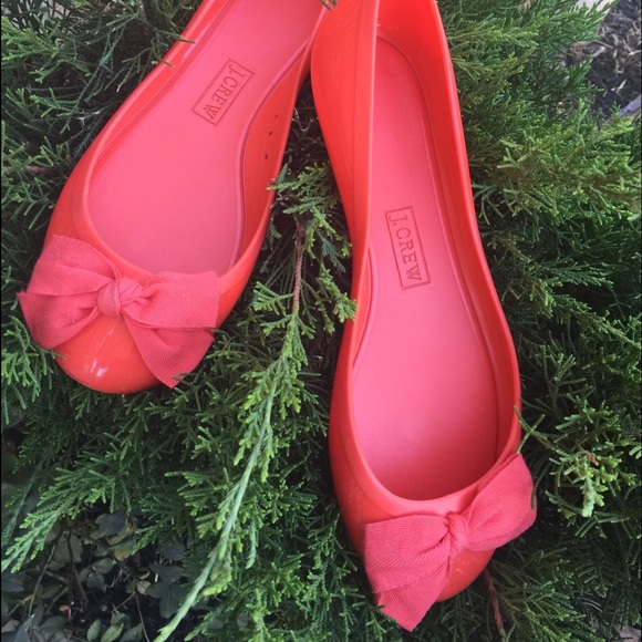 Pre-loved Orange Jcrew flats. Totally cute!