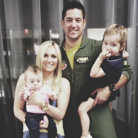 Meet your Posher, Britt - Picture 1 of 1