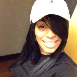 Meet your Posher, Khadijah