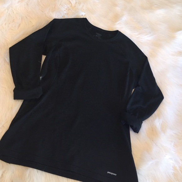 Patagonia Tops - PATAGONIA BLACK LONG SLEEVE