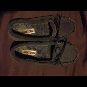 Minnetonka slip on's