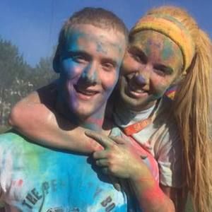 Meet your Posher, Leslie