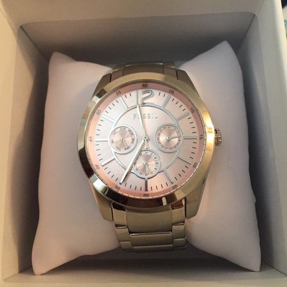 Fossil watch