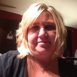 Meet your Posher, Robyn