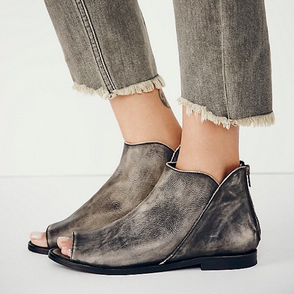Free People Falcon Flat Ankle Boot / bootie