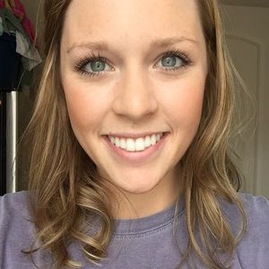 Meet your Posher, Lynsey