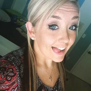 Meet your Posher, Carrie