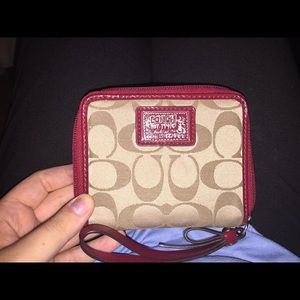 Coach Poppy Wristlet