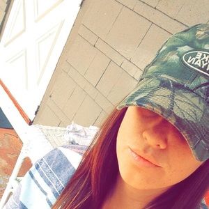 Meet your Posher, Brady