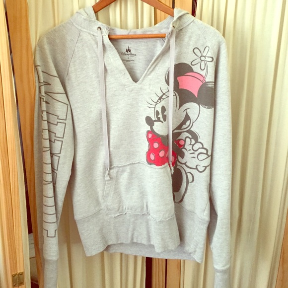 Minnie Mouse hoodie!!! - Picture 1 of 4