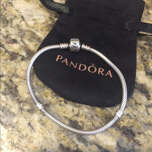 Pandora barrel clap bracelet