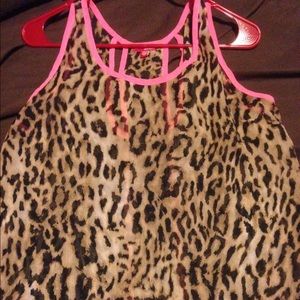 Leopard & pink tank top!