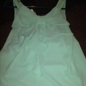 Light green bow tank top!