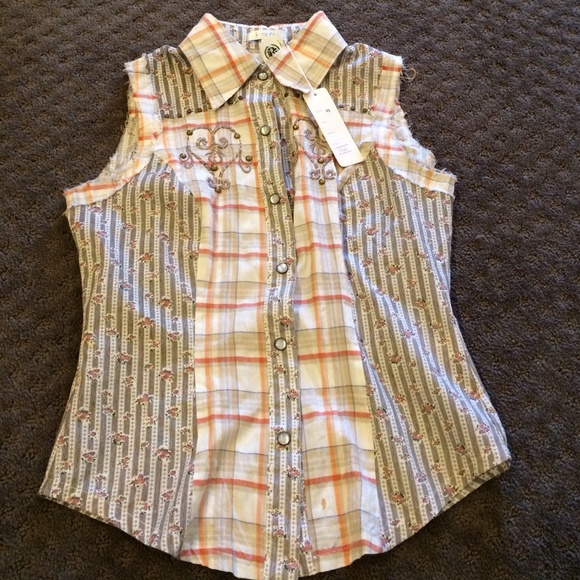 Cut off shirt