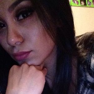 Meet your Posher, Alexandra