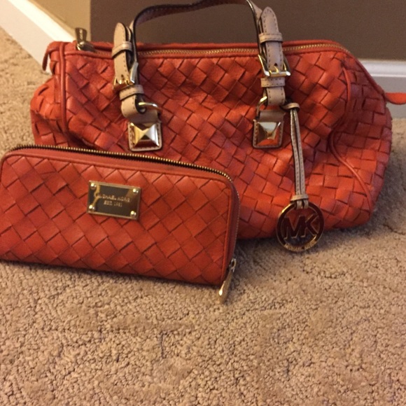 Mk leather purse and wallet set