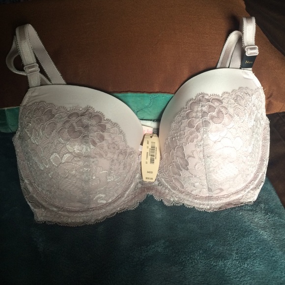 34dd Victoria secret bra brand new