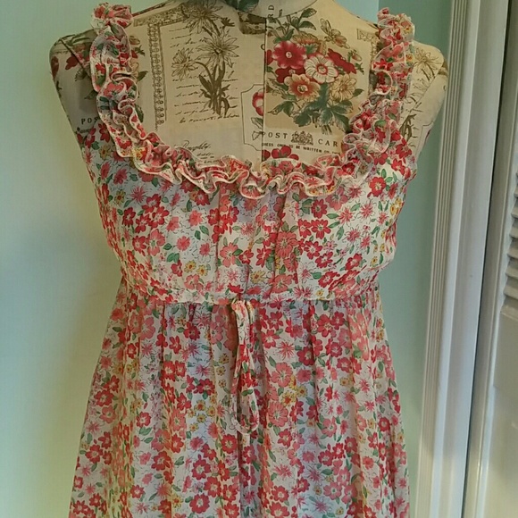 Forever 21 Dresses & Skirts - Forever 21 Floral Midi Summer Dress 🆑