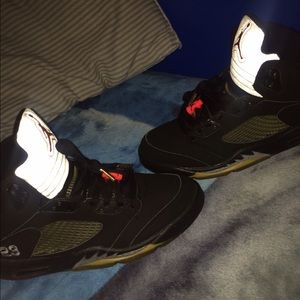 Black mettalic 5's for trade only