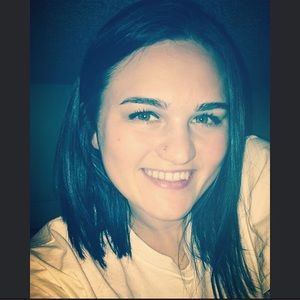 Meet your Posher, Lexi