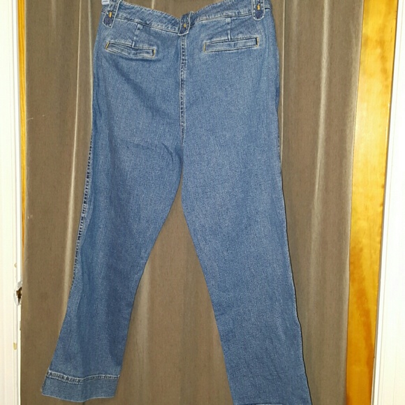 Jeans by Jones new York - Picture 2 of 3