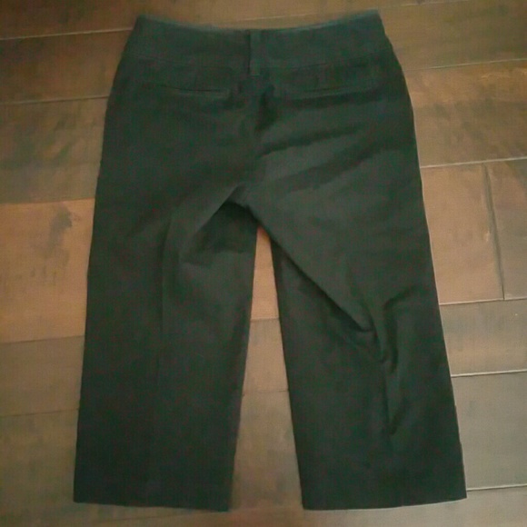 Banana Republic Black Capris - Picture 2 of 2