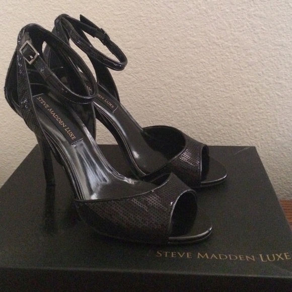 Steve Madden Luxe L-crime black heels SZ 8