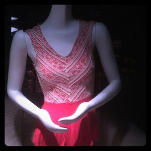 Green Envelope sleeveless shirt