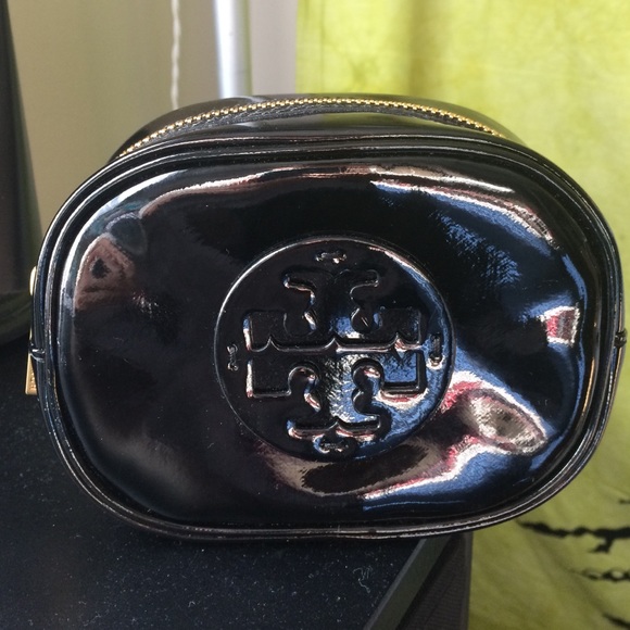 NWT small Tory Burch makeup bag