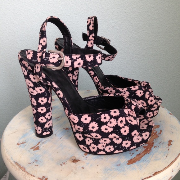 Forever 21 Shoes - Forever21 Floral Strappy Platform Heels