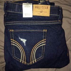 Dark wash Hollister super skinny jeans